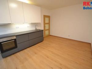 Pronájem bytu 3+kk, Benešov, Na Bezděkově, 64 m2