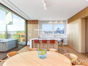 Prodej bytu 4+kk, Praha - Holešovice, V přístavu, 271 m2