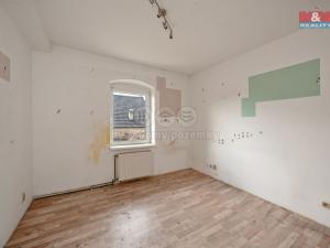 Prodej rodinného domu, Chlumec - Žandov, 400 m2