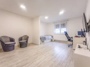 Prodej rodinného domu, Cheb, 230 m2