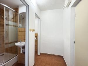 Pronájem bytu 1+kk, Pardubice - Polabiny, Křičkova, 37 m2