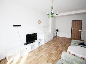 Pronájem bytu 2+1, Praha - Hloubětín, Zelenečská, 54 m2