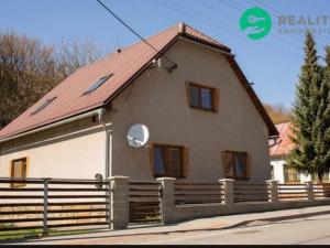 Prodej rodinného domu, Valašská Senice, Valašská Senice, 2324 m2