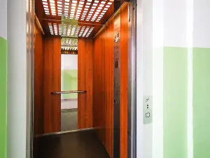 Pronájem bytu 2+kk, Praha - Háje, 42 m2