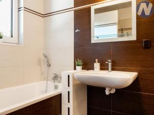 Prodej rodinného domu, Nebahovy, 89 m2
