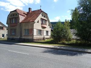 Prodej rodinného domu, Smržovka, Hlavní, 150 m2