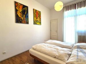 Prodej bytu 4+kk, Praha - Hradčany, Na valech, 123 m2