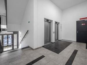 Pronájem bytu 3+kk, Praha - Strašnice, Zvěřinova, 90 m2