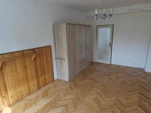 Pronájem bytu 2+1, Kralupy nad Vltavou - Lobeček, nám. Mládežníků, 53 m2