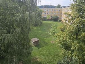 Pronájem bytu 2+1, Kralupy nad Vltavou - Lobeček, nám. Mládežníků, 53 m2