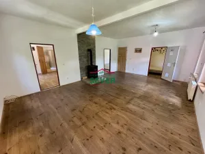 Prodej vícegeneračního domu, Vejprty, Husova, 450 m2