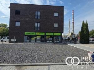 Pronájem obchodního prostoru, Rožnov pod Radhoštěm, 200 m2