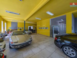 Prodej obchodního prostoru, Šarovy, 400 m2