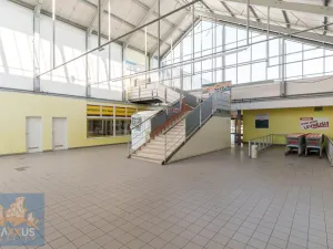 Prodej komerční nemovitosti, Žatec, Husova, 2862 m2