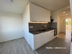 Pronájem bytu 2+1, Ústí nad Labem - Severní Terasa, Pod Parkem, 63 m2
