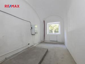 Prodej obchodního prostoru, Zbiroh, Líšenská, 700 m2