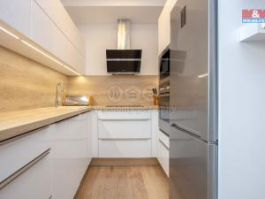 Prodej bytu 3+kk, Velká Bystřice, Nádražní I, 76 m2