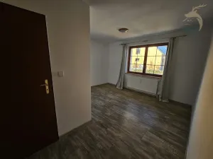 Prodej atypického bytu, Srní, 96 m2