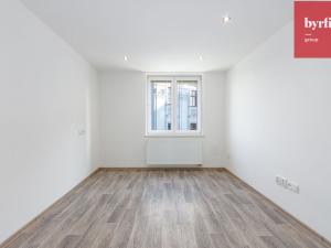 Prodej bytu 2+kk, Opava, náměstí Osvoboditelů, 47 m2