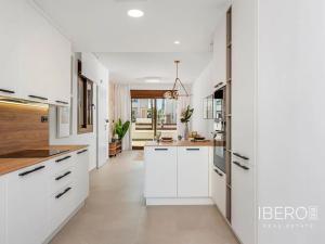 Prodej bytu 3+kk, Torrevieja, Španělsko, 62 m2