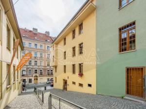 Pronájem bytu 3+kk, Praha - Vršovice, U staré sokolovny, 65 m2