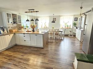 Prodej rodinného domu, Verneřice - Loučky, 400 m2