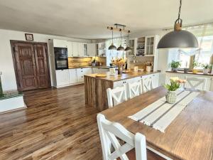 Prodej rodinného domu, Verneřice - Loučky, 400 m2