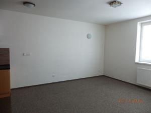 Pronájem bytu 3+kk, Kladno, Poděbradova, 76 m2