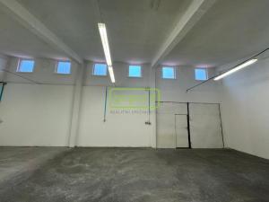 Pronájem výrobních prostor, Líšnice, 190 m2