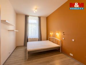 Prodej bytu 2+kk, Praha - Holešovice, V háji, 39 m2