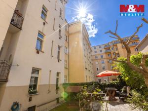 Prodej bytu 2+kk, Praha - Holešovice, V háji, 39 m2