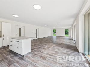 Prodej rodinného domu, Líbeznice, 320 m2