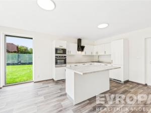 Prodej rodinného domu, Líbeznice, 320 m2