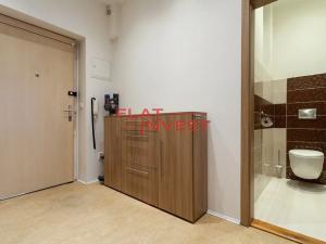 Pronájem bytu 2+kk, Praha - Vršovice, Vršovická, 54 m2