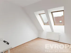 Prodej ubytování, Solnice, Nad Farou, 303 m2