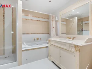 Prodej bytu 3+kk, Karlovy Vary, Pod Jelením skokem, 105 m2