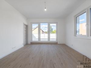 Prodej bytu 4+kk, Ostopovice, B. Němcové, 170 m2