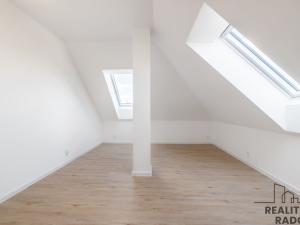 Prodej bytu 4+kk, Ostopovice, B. Němcové, 170 m2