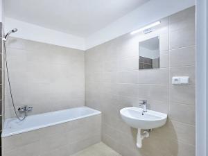 Pronájem bytu 1+kk, Plzeň, Železniční, 45 m2