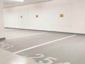 Pronájem garážového stání, Praha - Karlín, U Mlýnského kanálu, 14 m2