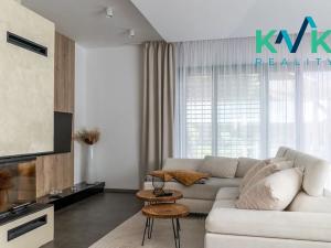 Prodej rodinného domu, Hájek, 228 m2