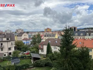 Prodej bytu 3+1, Karlovy Vary, Vrázova, 80 m2