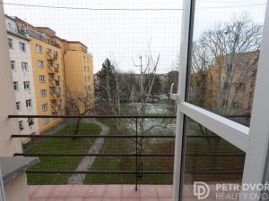 Pronájem bytu 1+kk, Praha - Vysočany, Kolbenova, 30 m2