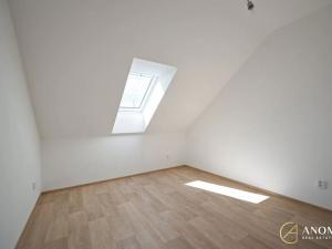 Prodej bytu 3+kk, Trhová Kamenice, Raisovo náměstí, 75 m2