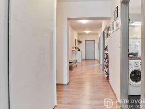 Prodej bytu 4+kk, Praha - Řepy, Kutrovická, 119 m2