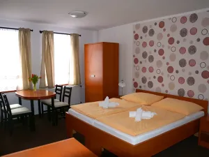 Prodej ubytování, Turnov, Hluboká, 600 m2