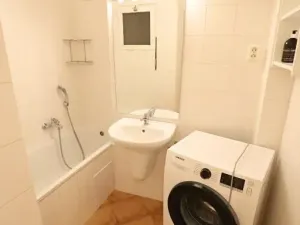 Pronájem bytu 1+kk, Praha - Staré Město, Konviktská, 29 m2