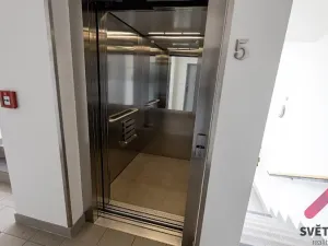 Pronájem bytu 1+kk, Praha - Nusle, Bartoškova, 38 m2