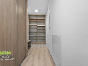 Pronájem bytu 2+kk, Hradec Králové, Pálenecká, 60 m2