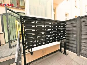 Pronájem bytu 1+kk, Praha - Bubeneč, Ovenecká, 33 m2